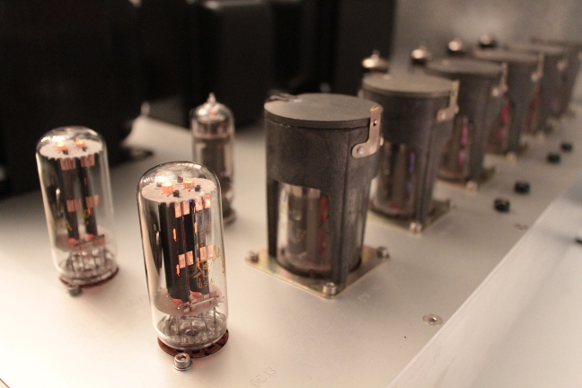 M275 Mono Power Amplifier